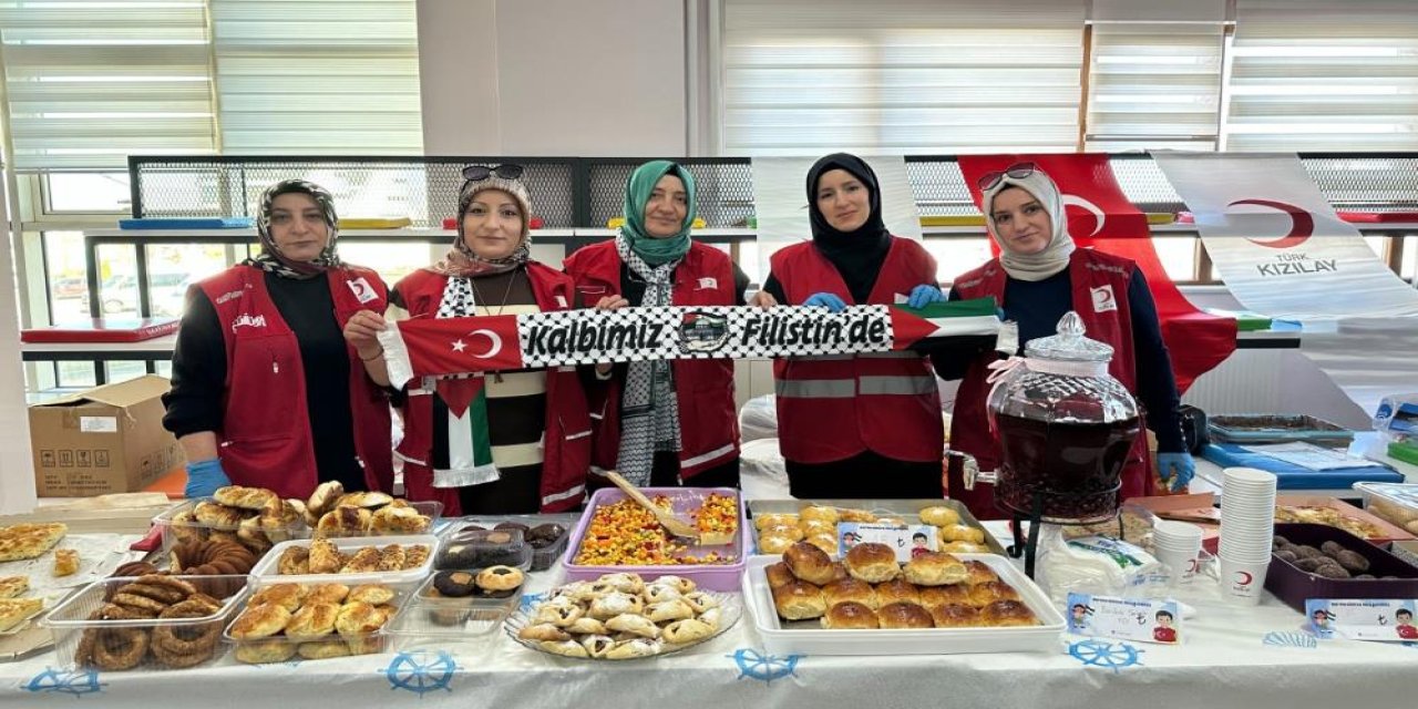 Atatürk Üniversitesi Özel Vakıf Okullarından Filistin'e destek