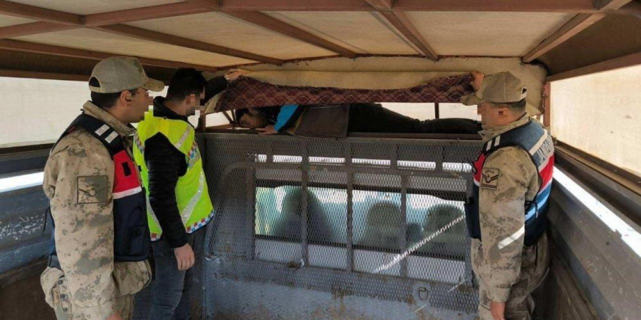 Bir ay içinde 28 düzensiz göçmen yakalandı