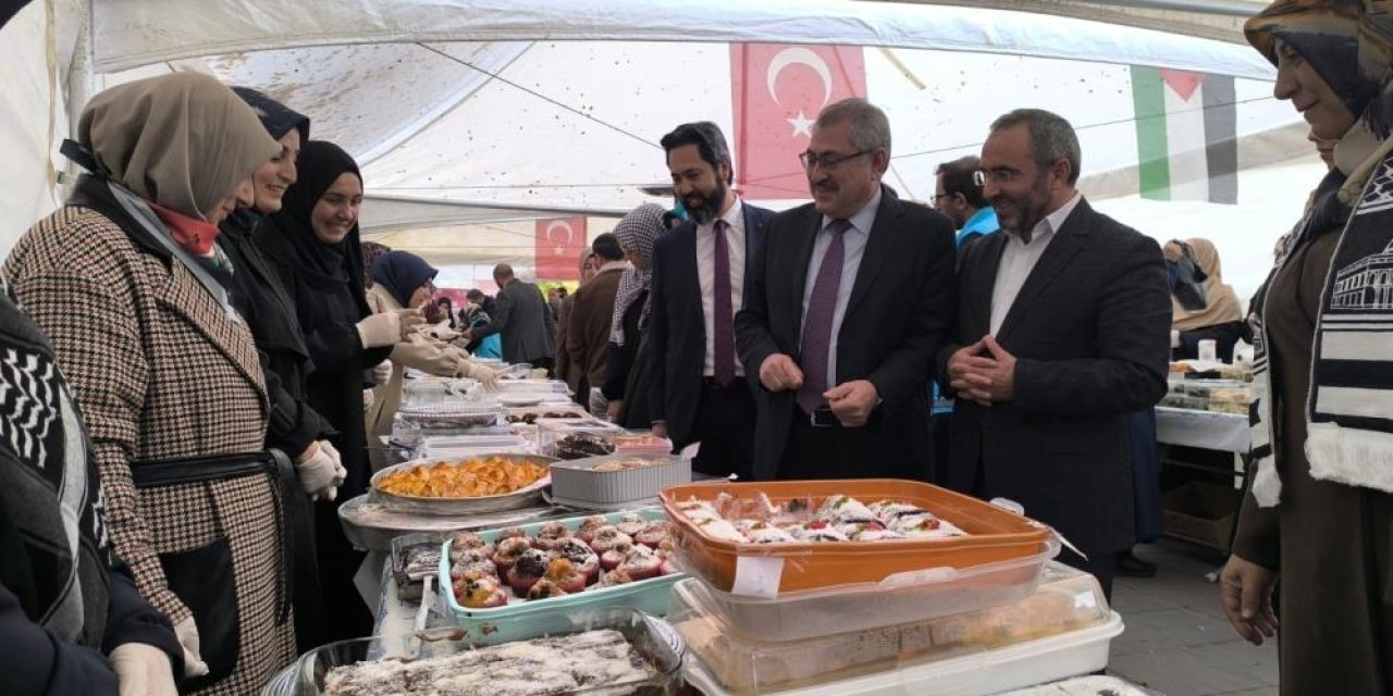 Erzurum'da "Hayır Çarşısı" dualarla açıldı