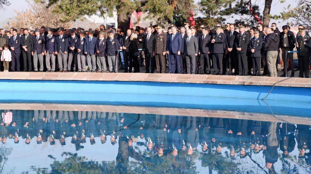 Erzurum'da 10 Kasım'da Atatürk saygıyla anıldı