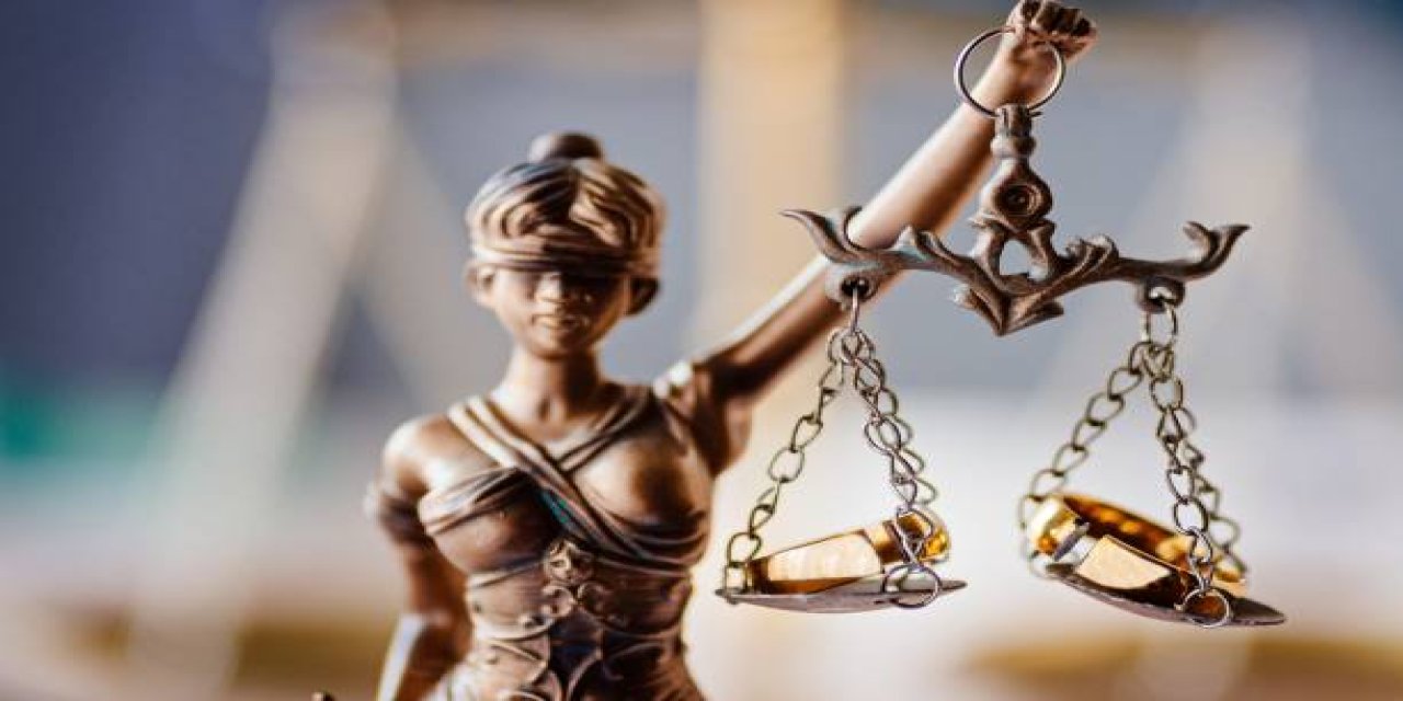 Hukukun Güvenilir Limanı: İzmir'de Profesyonel Destek