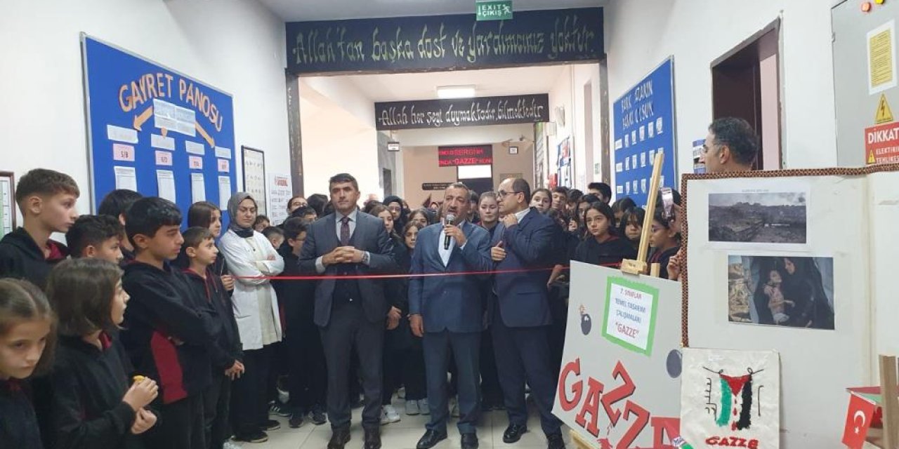 İbrahim Hakkı Kubilay İmam Hatip öğrencilerinden örnek sergi