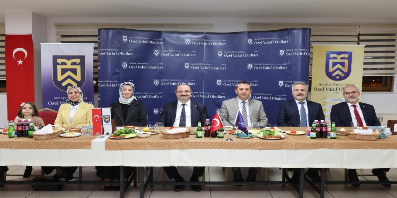 24 Kasım Öğretmenler Gününde bir araya geldiler