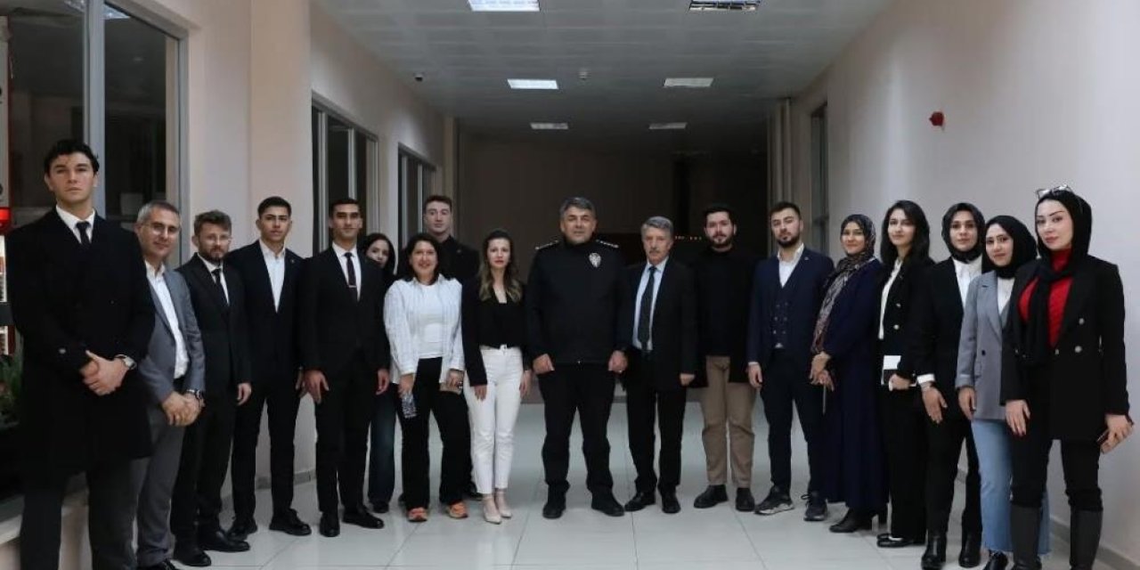 Karaburun, Hukuk Fakültesi öğrencileriyle buluştu