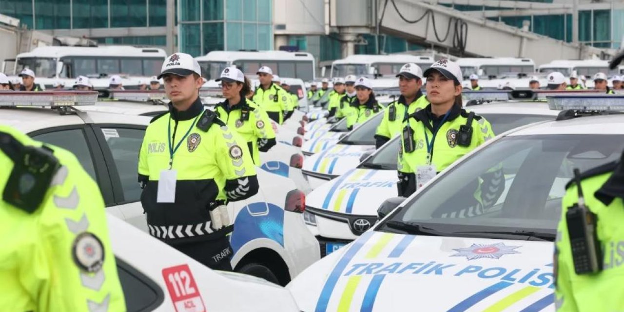 Erzurum'da polis ve jandarmaya 74 araç takviyesi