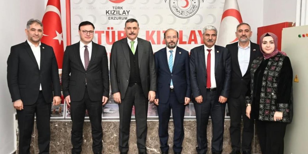 Vali Çiftçi’den Kızılay’a ziyaret