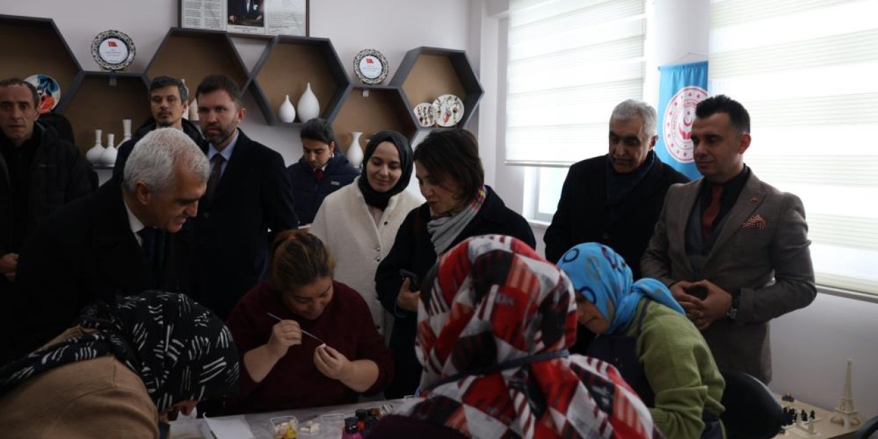 TBMM Komisyonu, Erzurum Engelsiz Yaşam Merkezinde incelemelerde bulundu