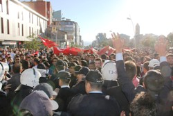 Erzurum'da Ülkücüler Bayrak İçin Yürüdü