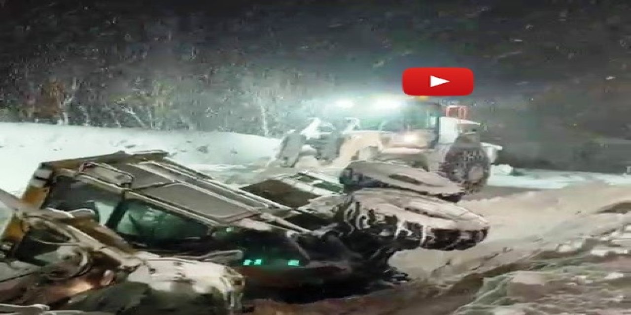 Erzurum'da kar temizleme aracı devrildi