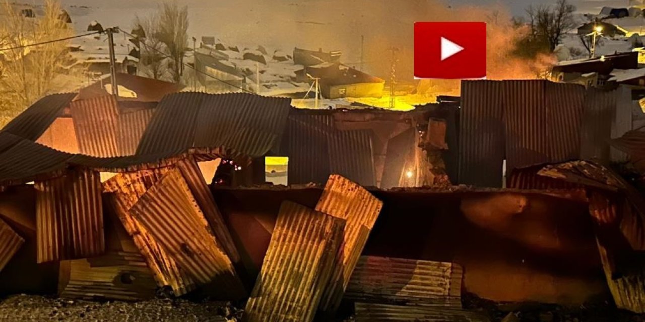 Tekman'da korkutan yangın: 3 ev kullanılamaz hale geldi