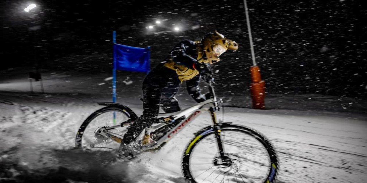 Palandöken'den Alplere: Türk sporcular Snowbike Dünya Şampiyonası'nda