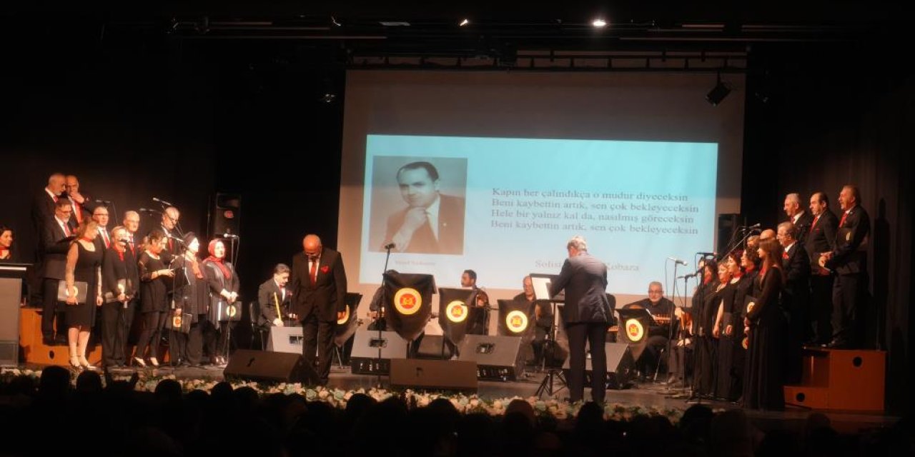 Muhayyerkürdi şarkılarla mest ettiler