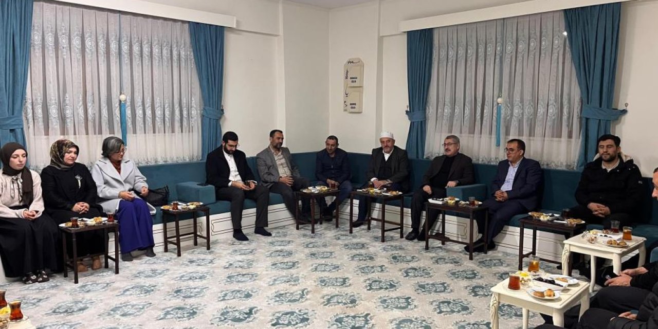 Erzurum'da iftar sofrasında anlamlı buluşma