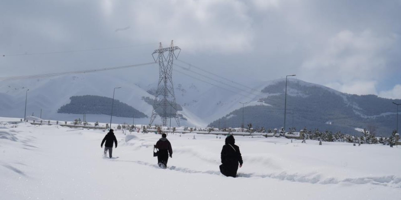 Uzmanlardan çığ, buzlanma ve don uyarısı
