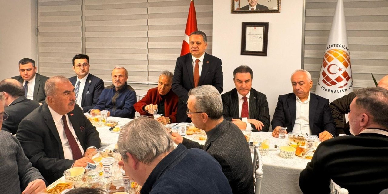 Ankara’da KGK iftarında savaş konuşuldu