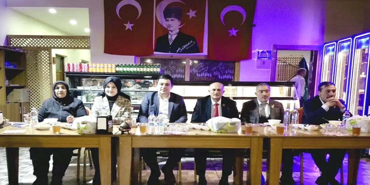Şenkaya Belediyesi’nden ‘Vefa İftarı’