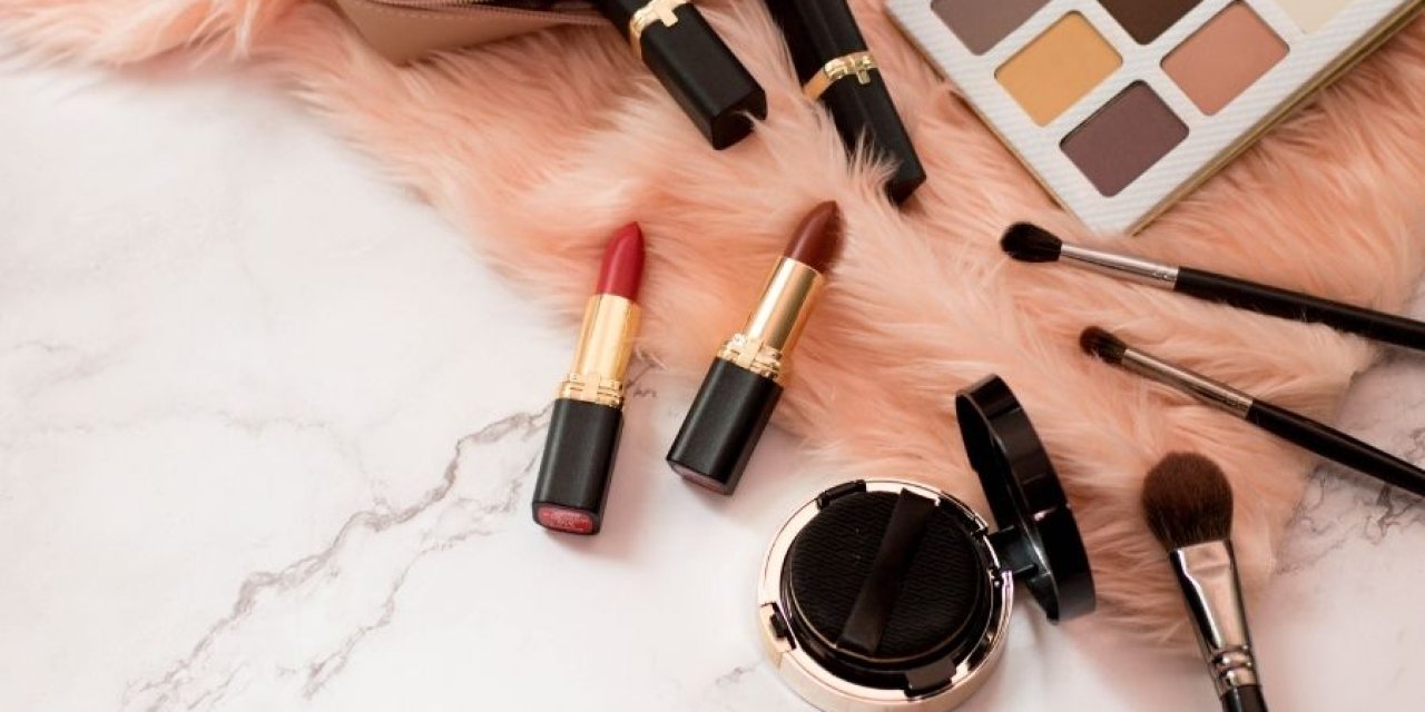 Toptan Kozmetikte Güvenilir Tedarik Rehberi