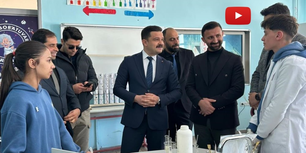 Karayazı Anadolu Lisesi'nde açılan bilim sergisi yoğun ilgi gördü