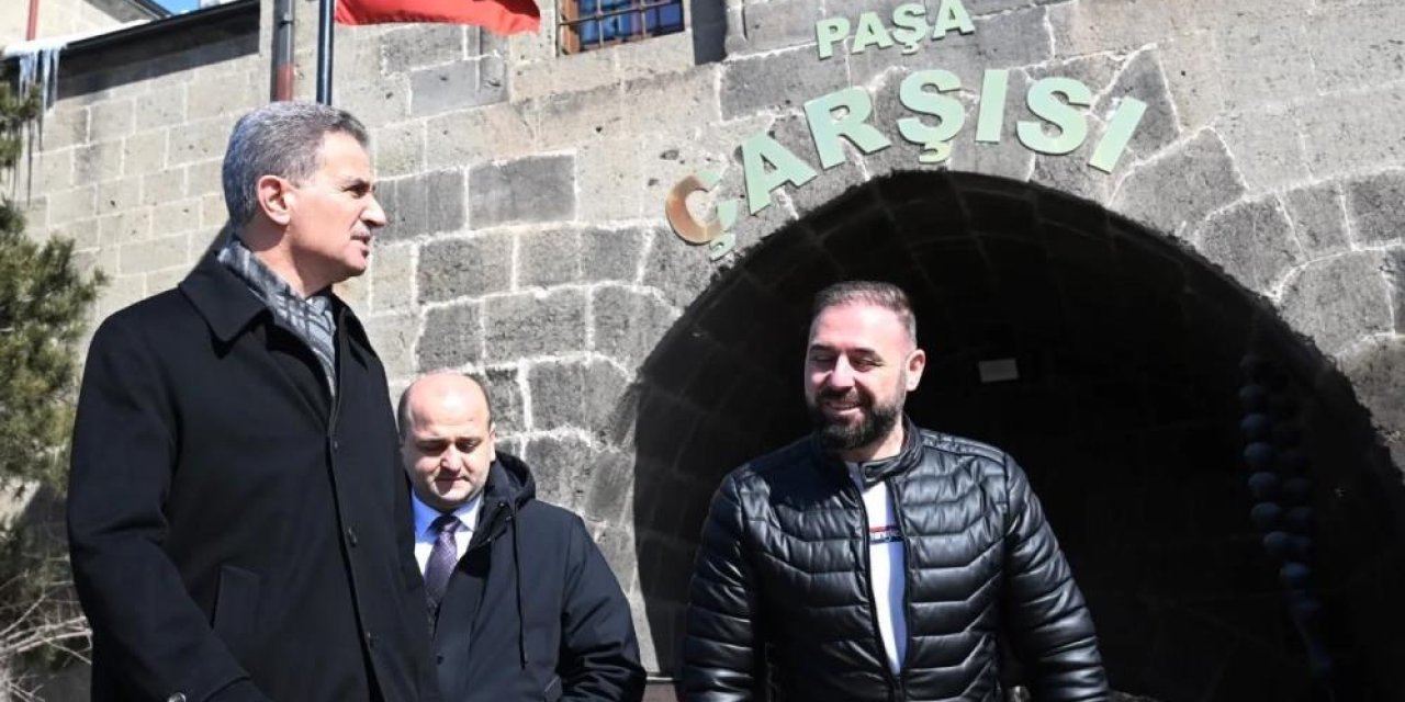 Vali Baruş; "Taşhan el sanatlarını geleceğe taşıyor"