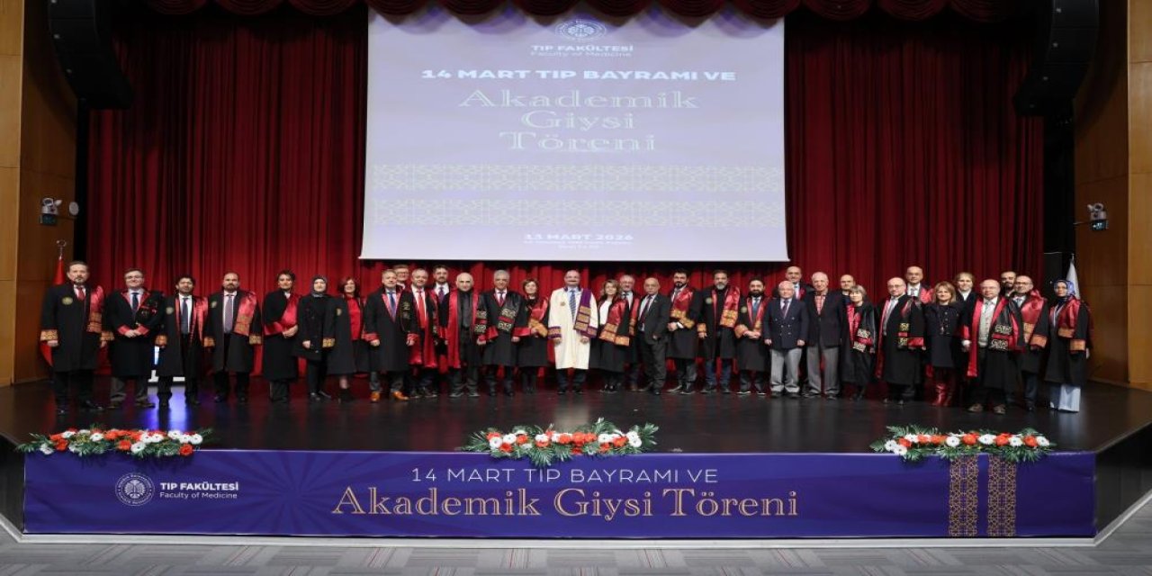 Atatürk Üniversitesinde Tıp Bayramı ve akademik giysi töreni coşkusu