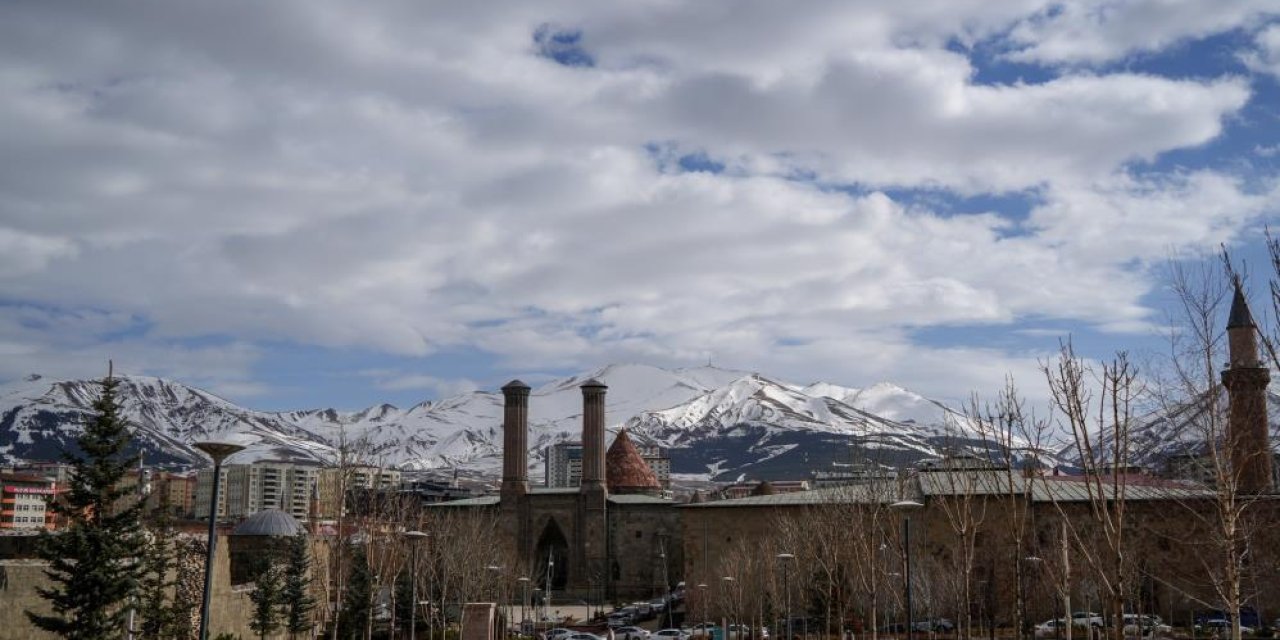 Yüksek kesimlerde kar var