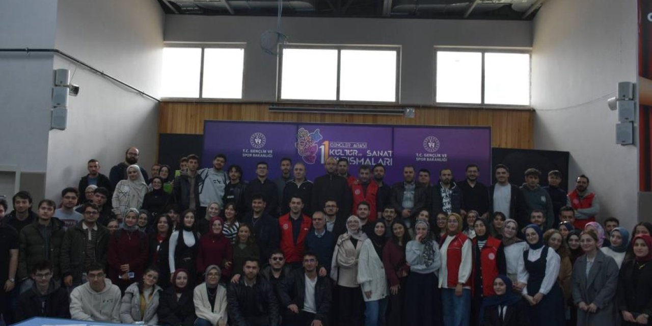 Gençler Erzurum’da bilgide yarıştı