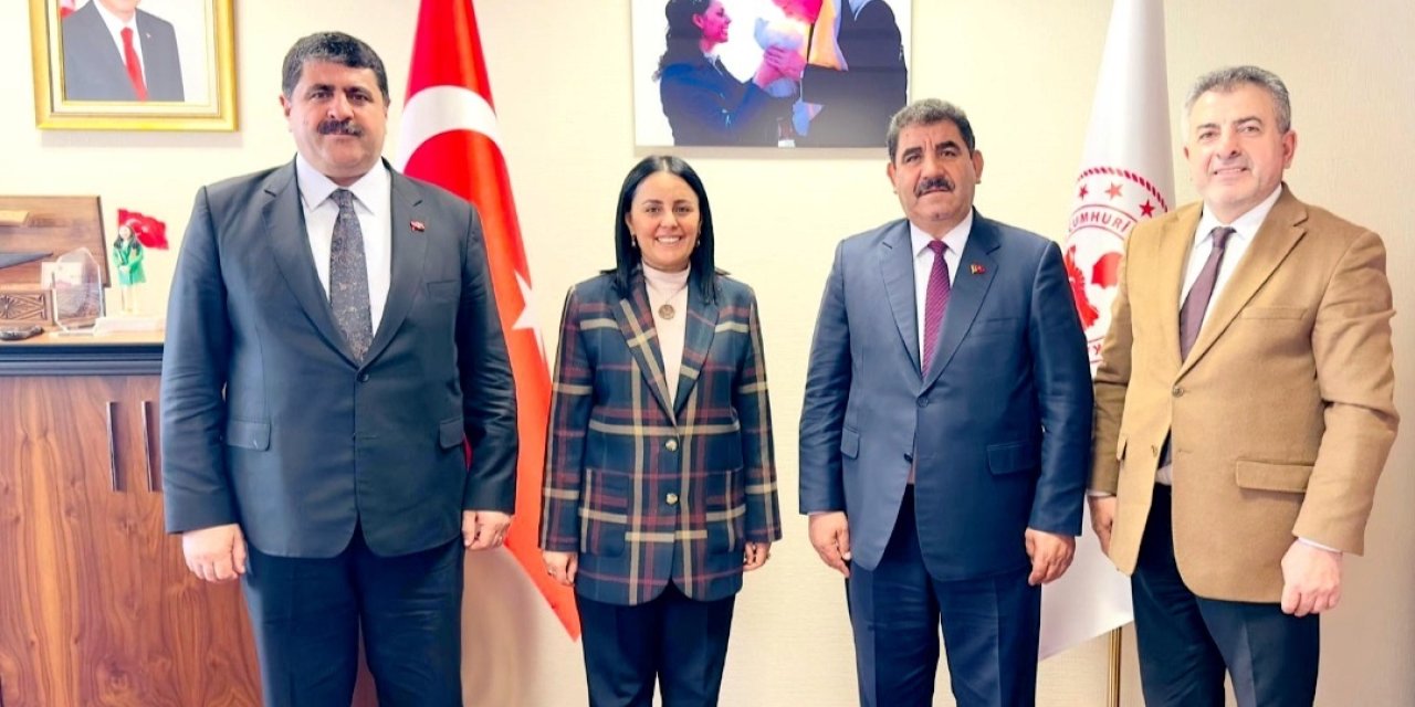 ERZURUMSPOR'A SÜPER LİGDE BAŞARILAR DİLİYORUM