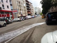 Yakutiye'de Köpüklü Cadde!...