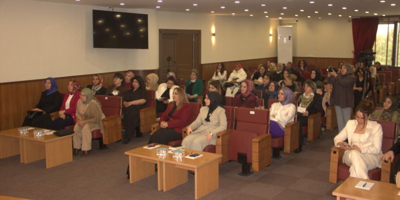Erzurum’da ‘Zirvede kadın var’ programı düzenlendi