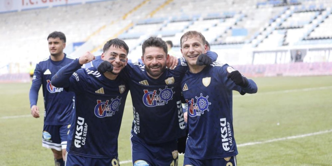 Erzurumspor FK, 1. Lig’de rekorlarla şampiyon oldu