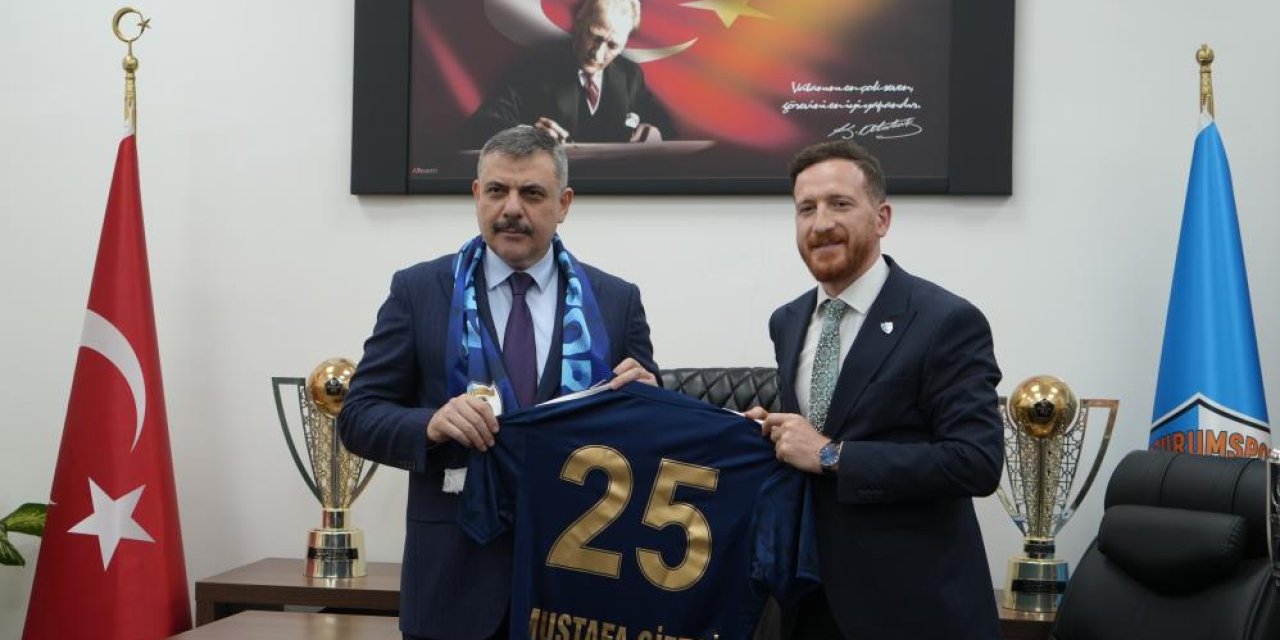 İçişleri Bakanı Çiftçi'den Erzurumspor'a tebrik ziyareti