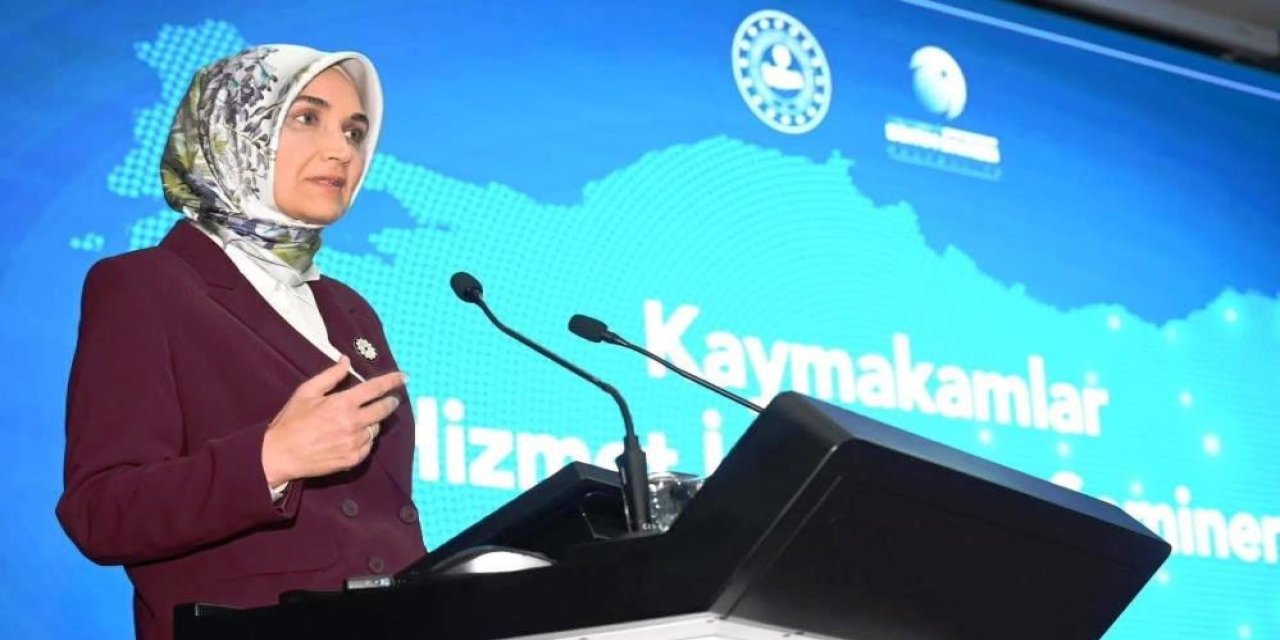 Kaymakamlarla buluştu