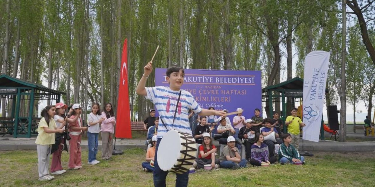 Yakutiye'de çocuklar "sıfır atık şenliği" ile hem eğlendi hem doğayı yeşertti