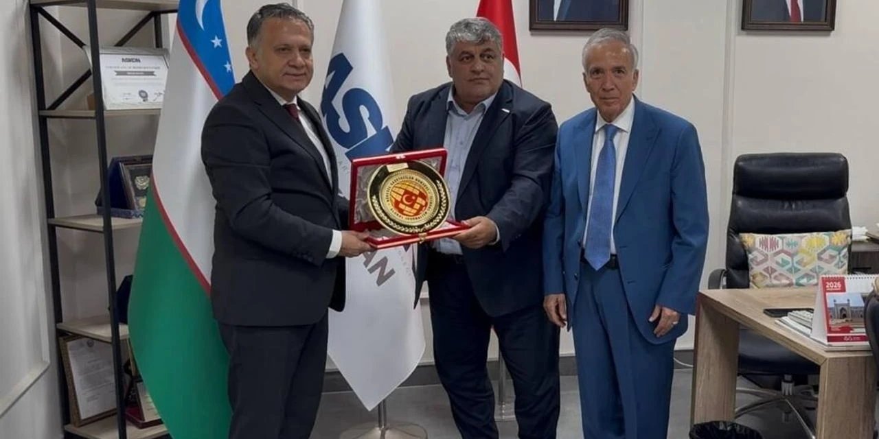 KGK üyesi Türk gazeteciler Ata yurdu Özbekistan’ı 