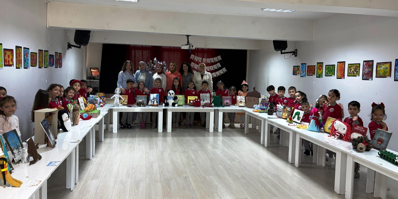 Miniklerin Hayal Dünyası Sergiye Dönüştü