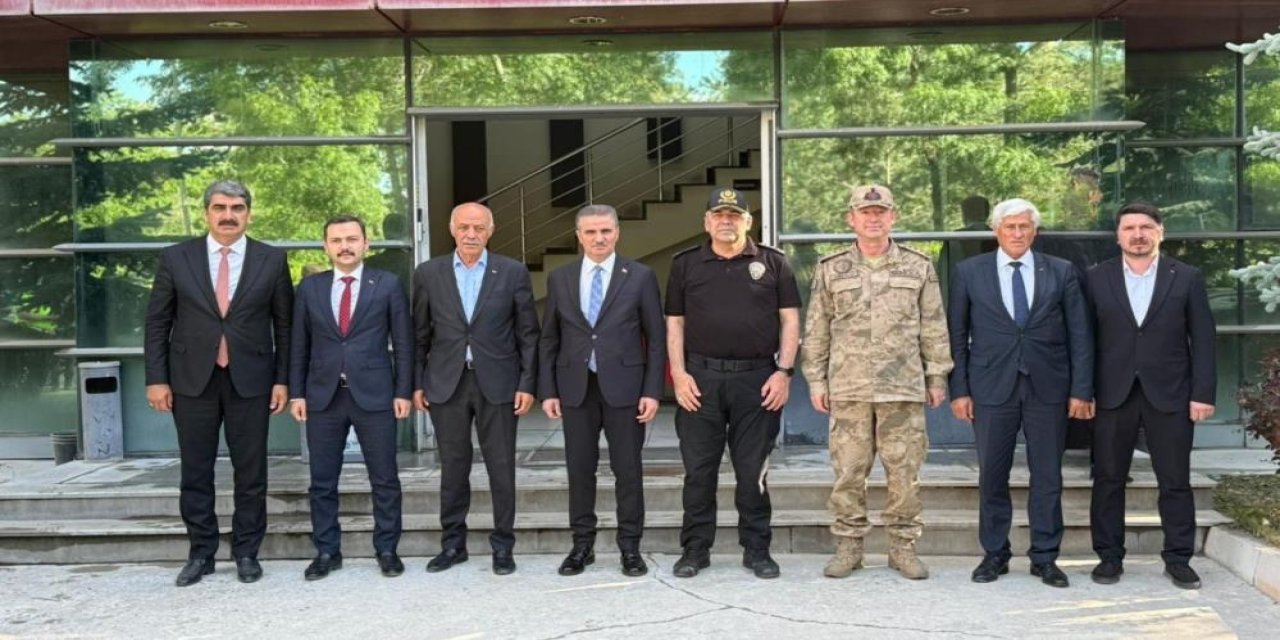 Erzurum protokolünden Aşkale Çimento’ya ziyaret