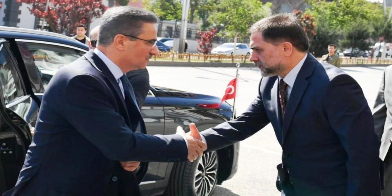 Vali Baruş’tan Yakutiye Belediyesi’ne çalışma ziyareti