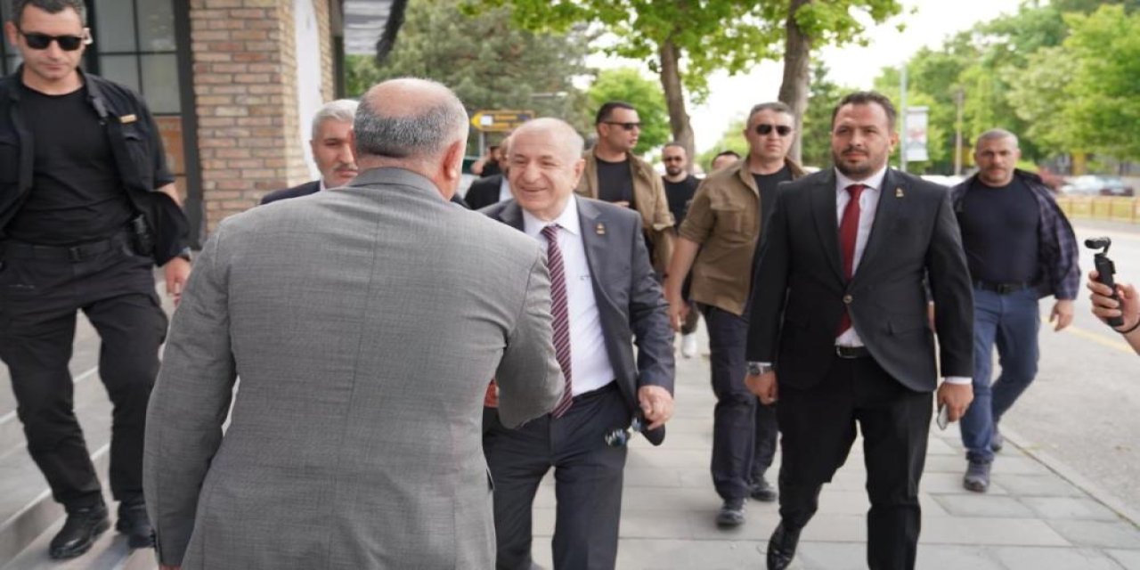 Prof. Dr. Ümit Özdağ'dan ETSO'ya Ziyaret