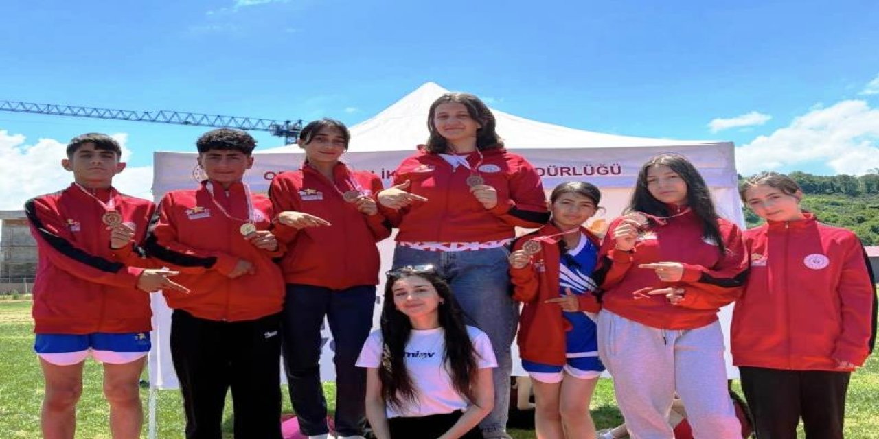 Aşkaleli sporcular Ordu'da Türkiye yarı finallerine yükseldi