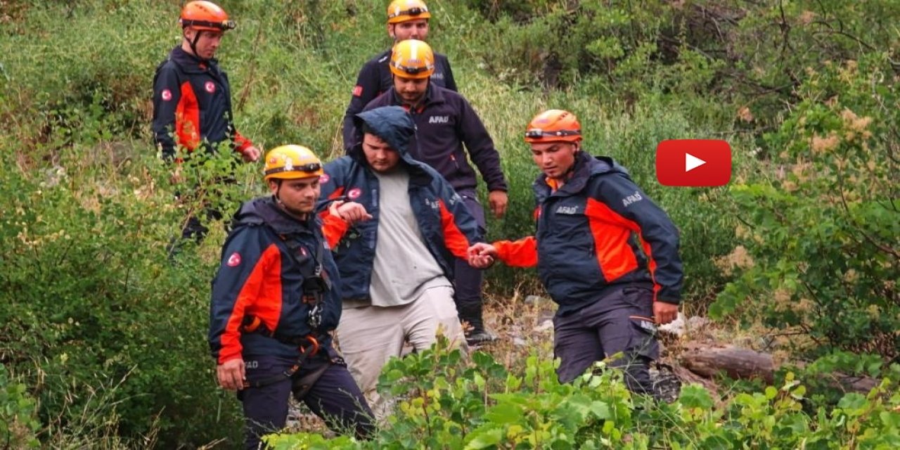 Kayalık alanda mahsur kalan genç, AFAD'ın 2 saatlik operasyonuyla kurtarıldı