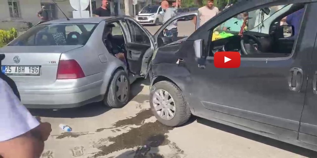 Trafik kazası anbean araç kamerasında