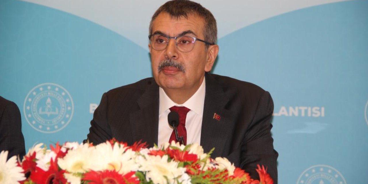 Bakan Tekin: "Hedefimiz 19 Ağustos'ta kazmanın vurulmasını sağlayacak takvimi hayata geçirmek"