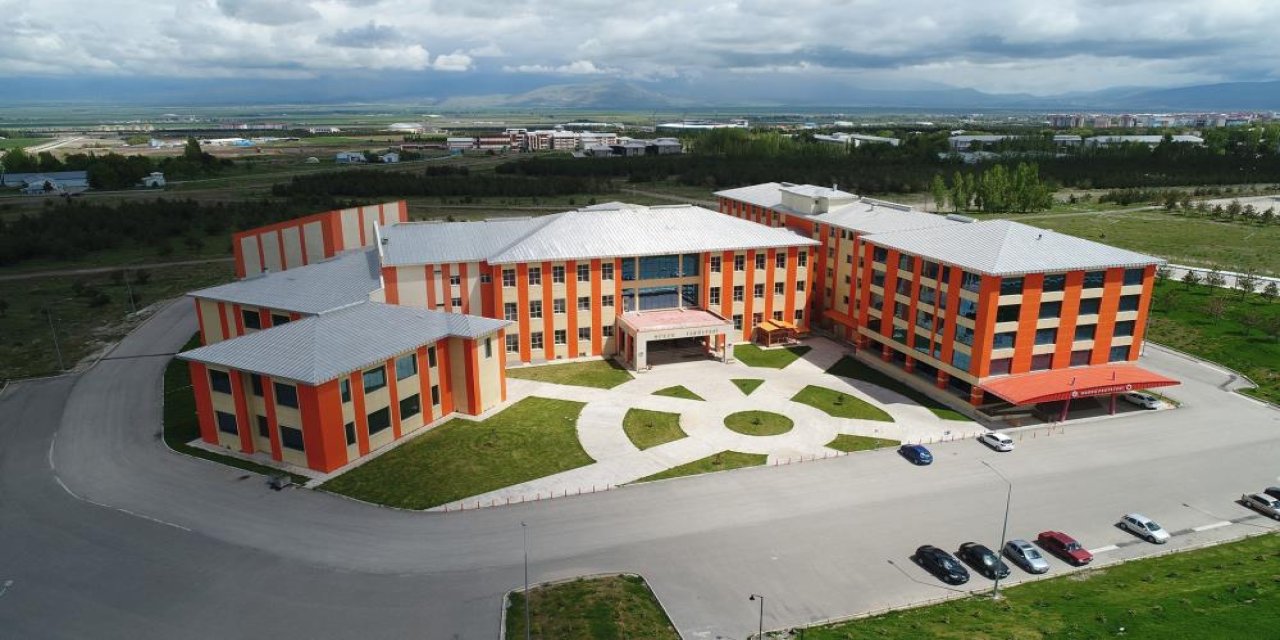 Atatürk Üniversitesi hukuk fakültesi mali hukuk anabilim dalından uluslararası bilimsel başarı