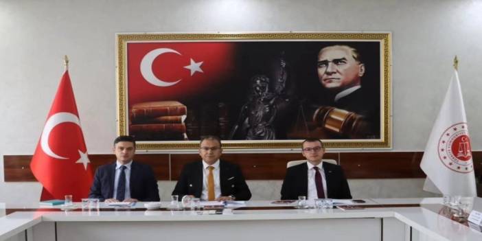 Adliyede suçla mücadele toplantısı: Uyuşturucu, bahis ve organize suçlar masada