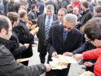 Erzurum'da Stk'lar Ak Parti Adayları Için Oy Kullanıyor