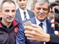 ABDULLAH GÜL ÖYLE BİR GELİYOR Kİ..