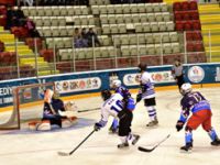 ERZURUM BÜYÜKŞEHİR’İN BUZ HOKEYCİLERİ, ANKARA BÜYÜKŞEHİR’İ 5-1 YENDİ