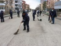 Aziziye’de bahar temizliği…