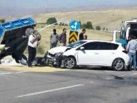 Erzurum’da Trafik Kazası: 3 Yaralı