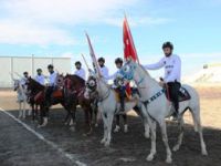 Erzurum’da Yem Ödüllü Cirit Turnuvası